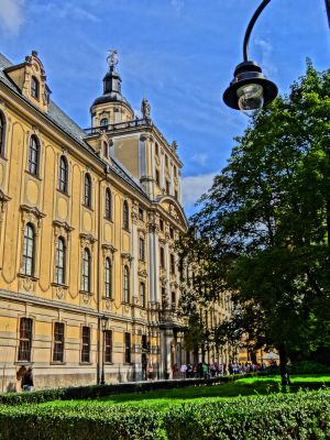 Budynek główny Uniwersytetu Wrocławskiego.